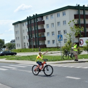 2.3. Charakterystyka typowych sytuacji niebezpiecznych dla rowerzystów i wskazówki do właściwego zachowania